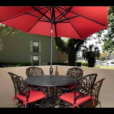 In The Heart Of Harbour Town 2Br 2Ba Pool Access Close To Beach Hilton Head Island Εξωτερικό φωτογραφία