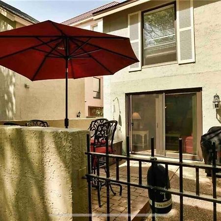In The Heart Of Harbour Town 2Br 2Ba Pool Access Close To Beach Hilton Head Island Εξωτερικό φωτογραφία
