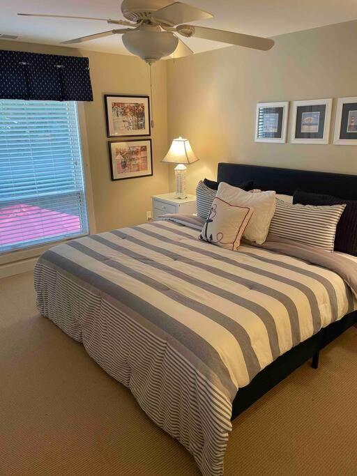 In The Heart Of Harbour Town 2Br 2Ba Pool Access Close To Beach Hilton Head Island Εξωτερικό φωτογραφία